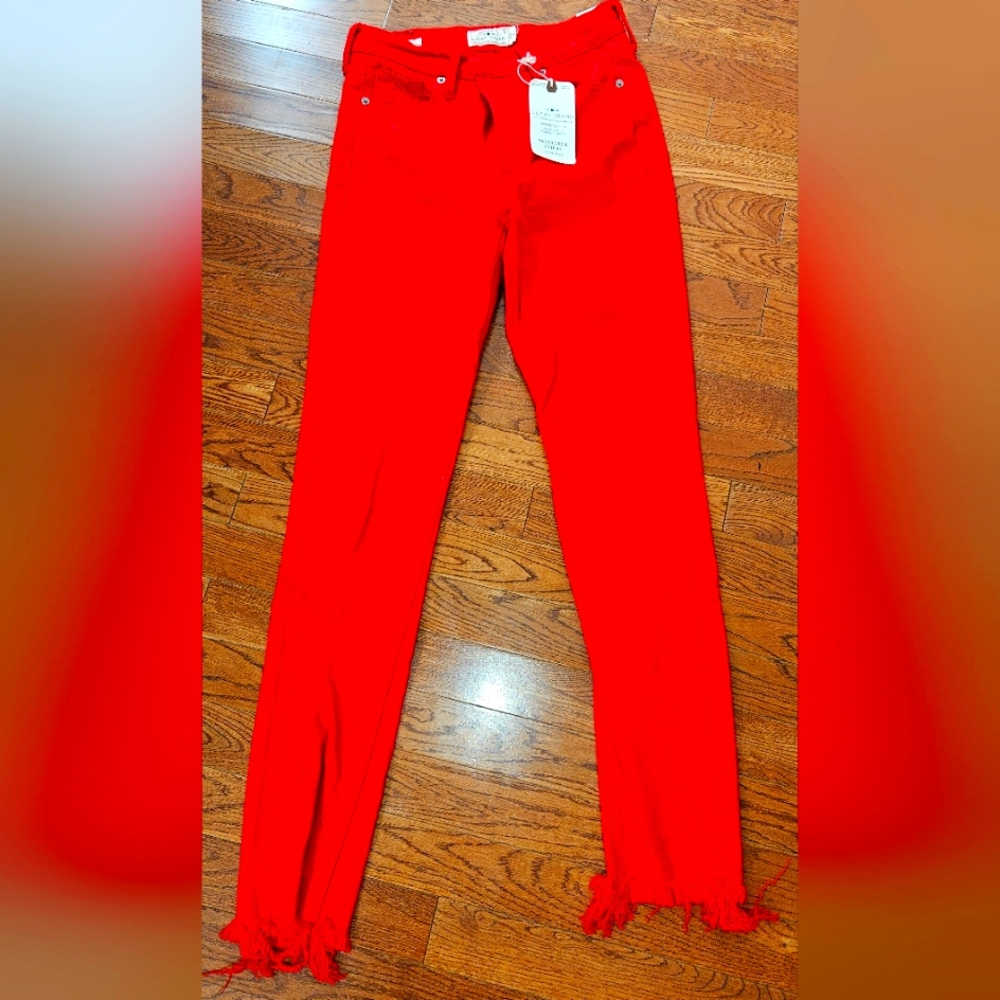 Fancy Sttlish Red Jeans LUCKY BRAND. W 2/26. Brand New With Tag.